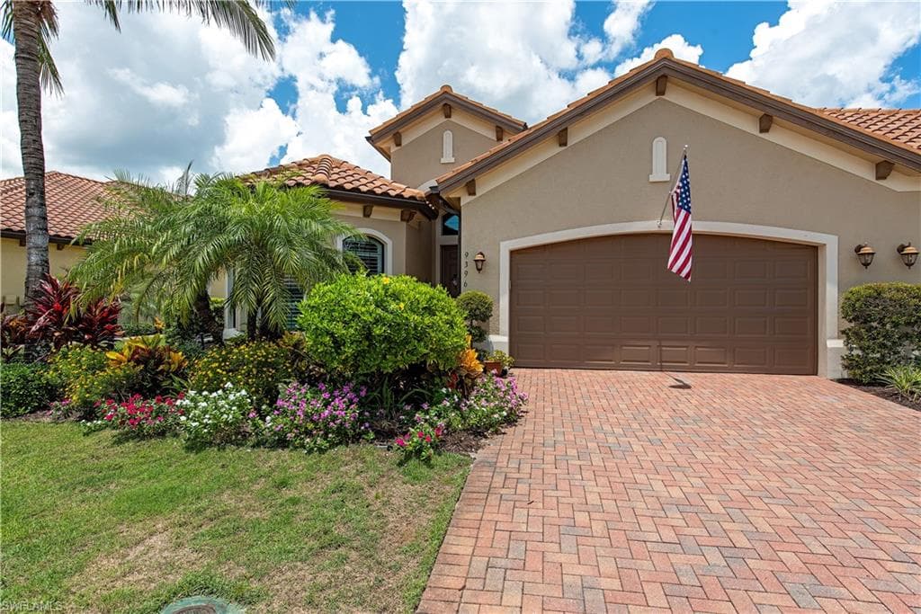 9396 Isla Bella CIR BONITA SPRINGS, FL 34135