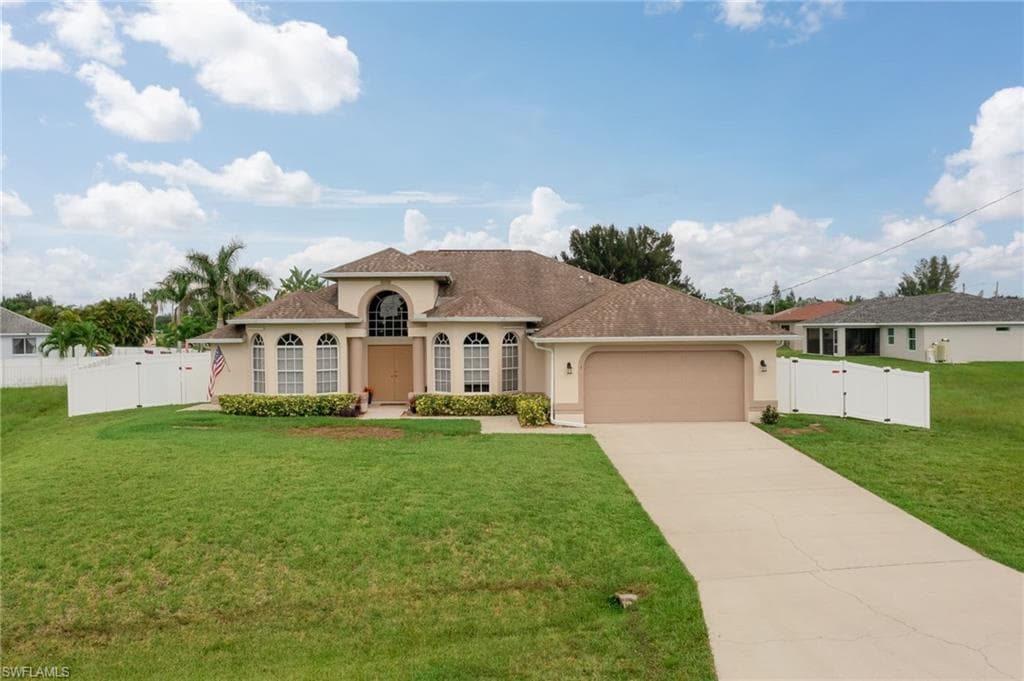 9 SW 26th PL CAPE CORAL, FL 33991