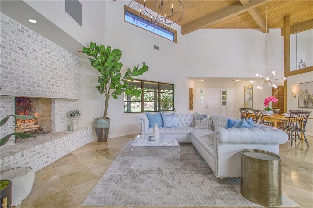 1818 Princess CT NAPLES, FL 34110