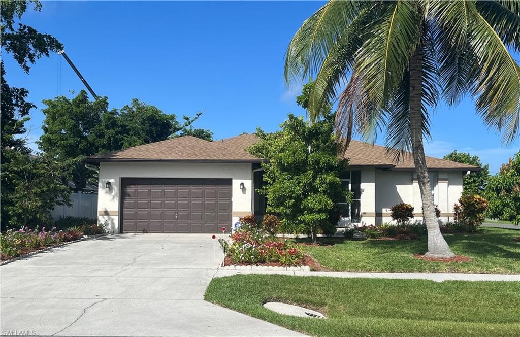 88 Tahiti RD MARCO ISLAND, FL 34145