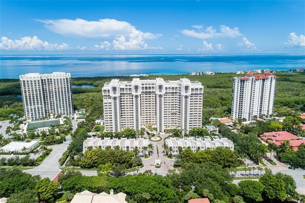 7117 Pelican Bay BLVD 1707 NAPLES, FL 34108