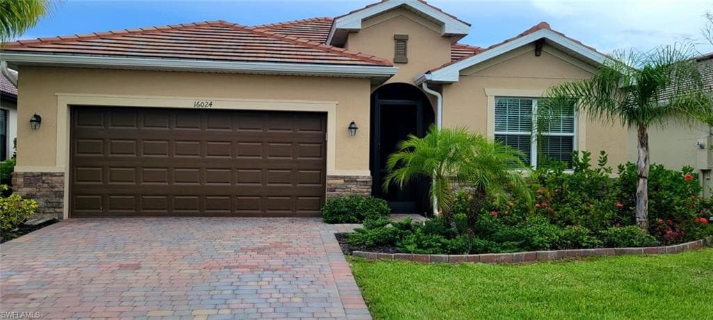 16024 Palmetto Prairie DR ALVA, FL 33920