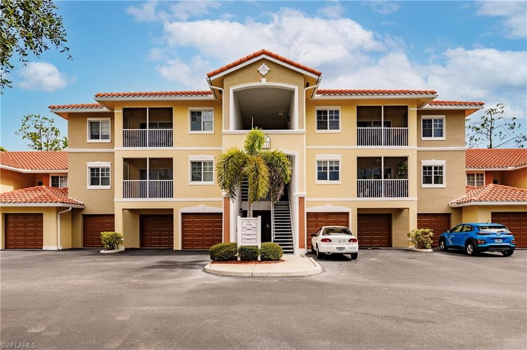 13141 Bella Casa CIR 2172 FORT MYERS, FL 33966