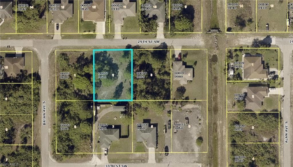 3905 29th ST SW LEHIGH ACRES, FL 33976