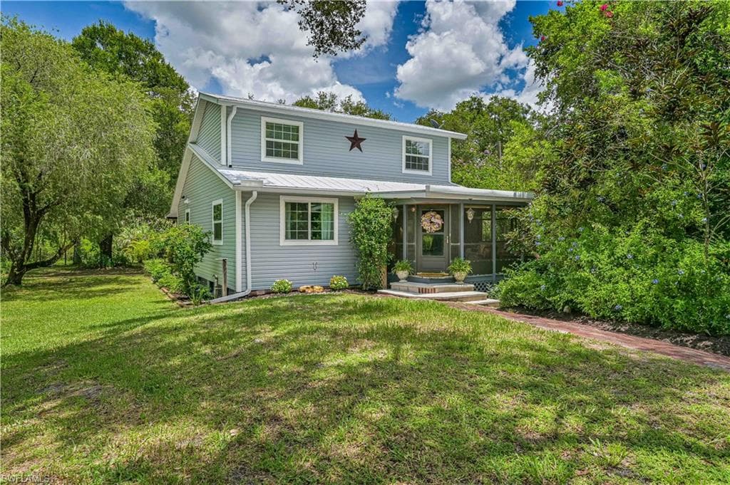 2010 Wellington AVE ALVA, FL 33920