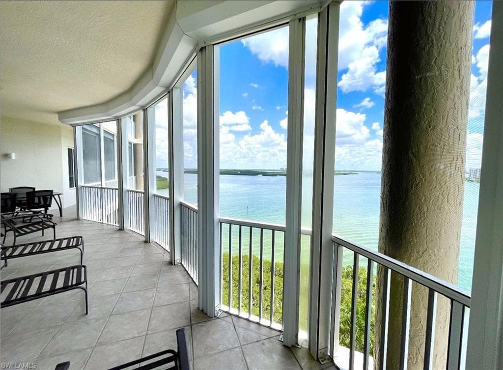 4137 Bay Beach LN 5P4 FORT MYERS BEACH, FL 33931