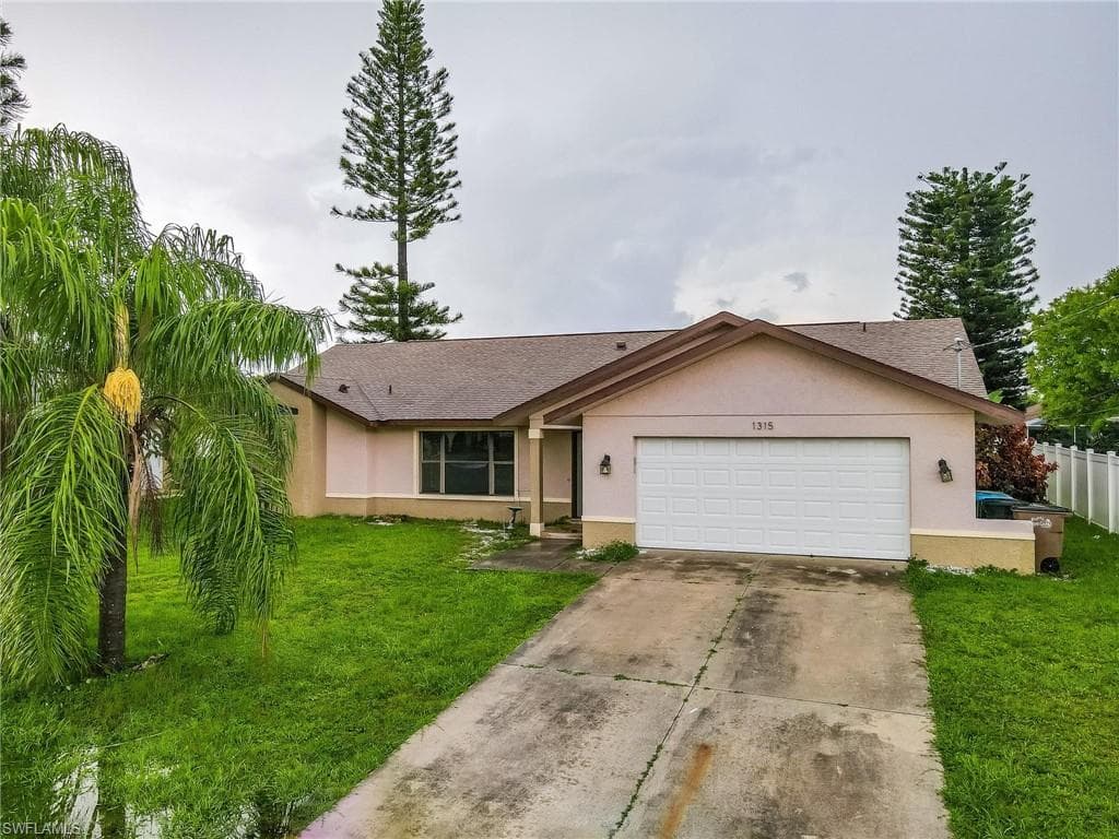 1315 SE 20th ST CAPE CORAL, FL 33990