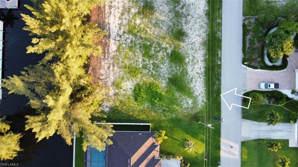 2731 SW 17th PL CAPE CORAL, FL 33914