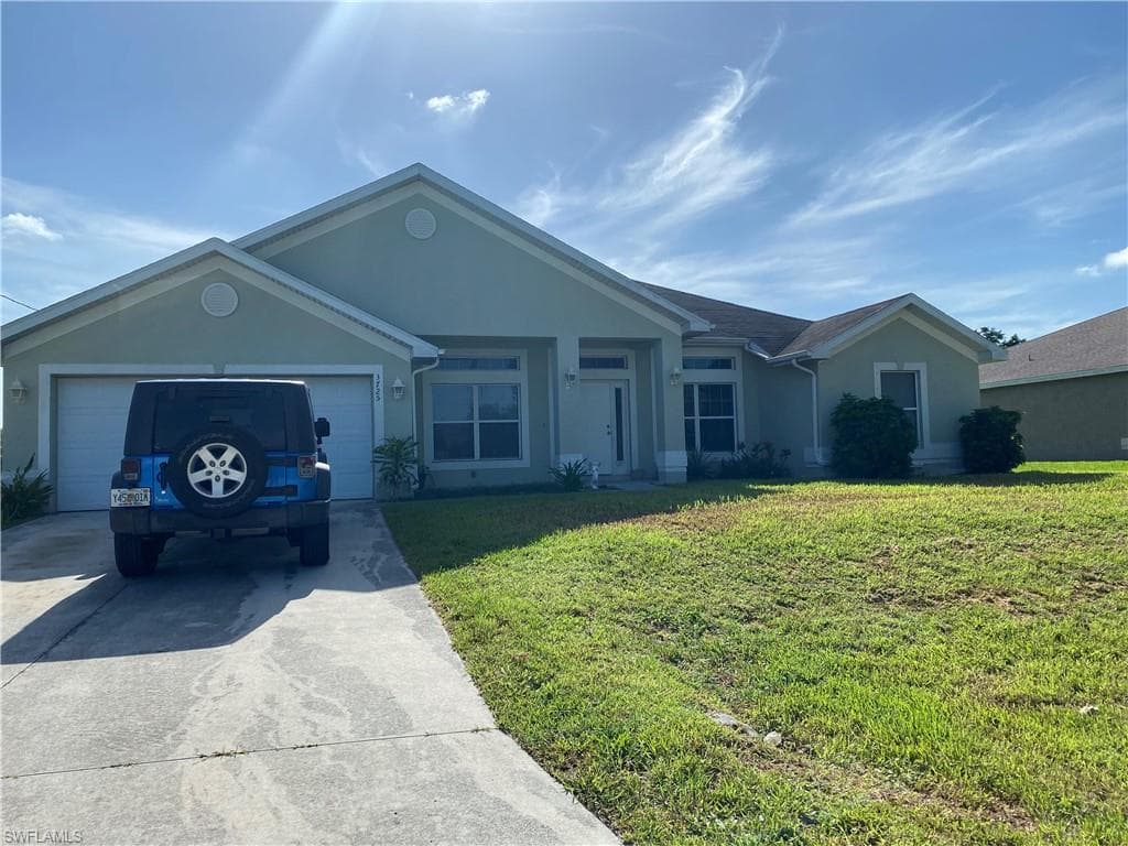 3725 NE 14th AVE CAPE CORAL, FL 33909