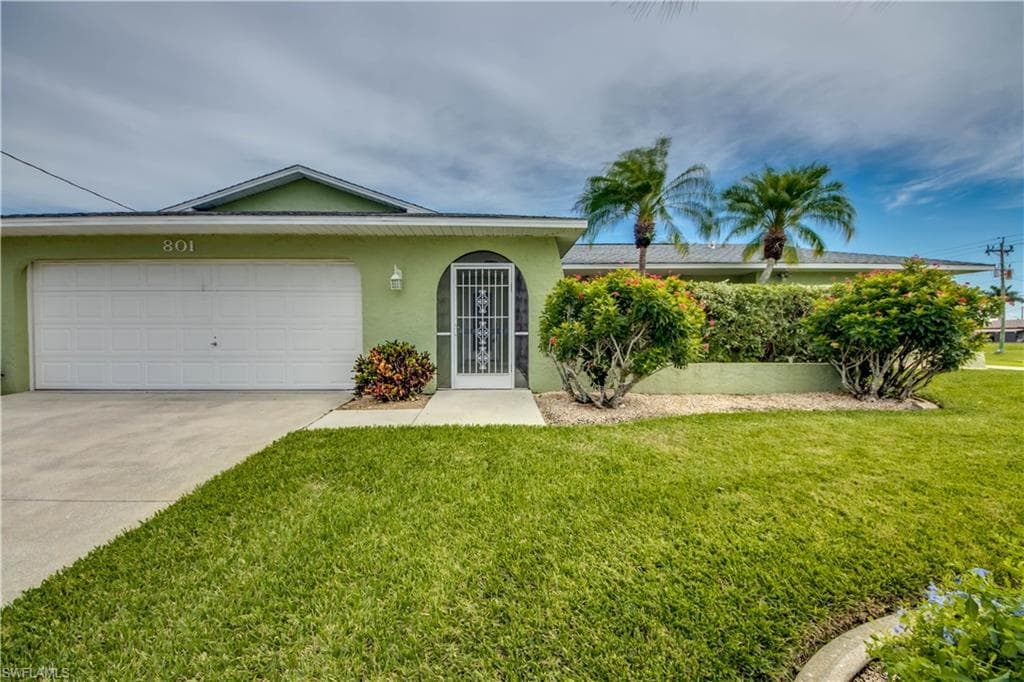 801 SW 52nd ST CAPE CORAL, FL 33914