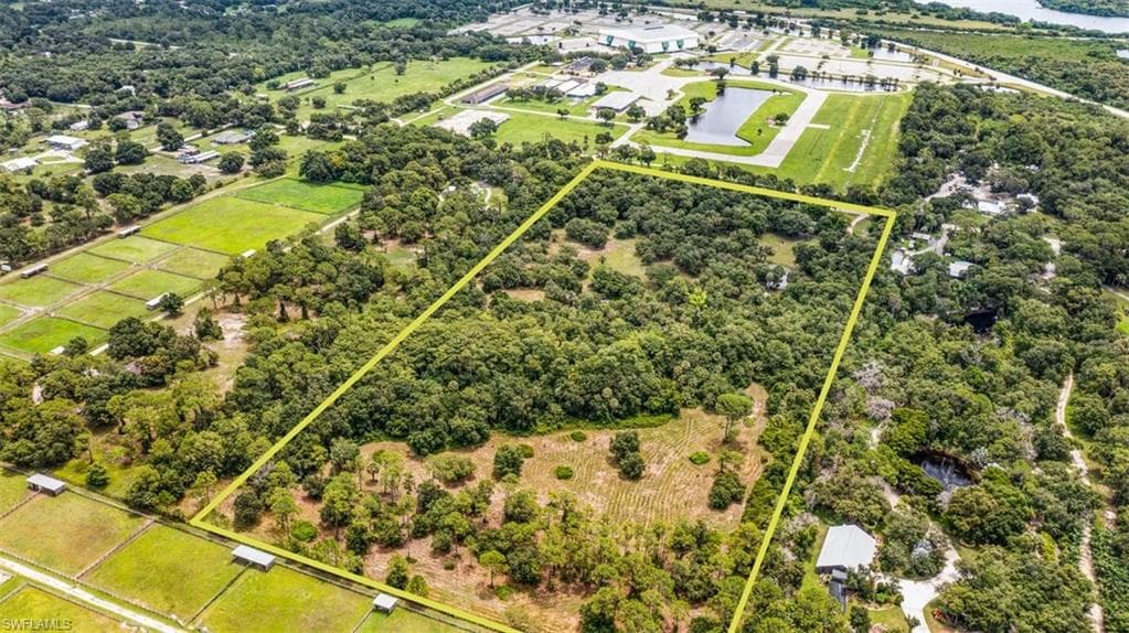 17711 Old Bayshore RD NORTH FORT MYERS, FL 33917