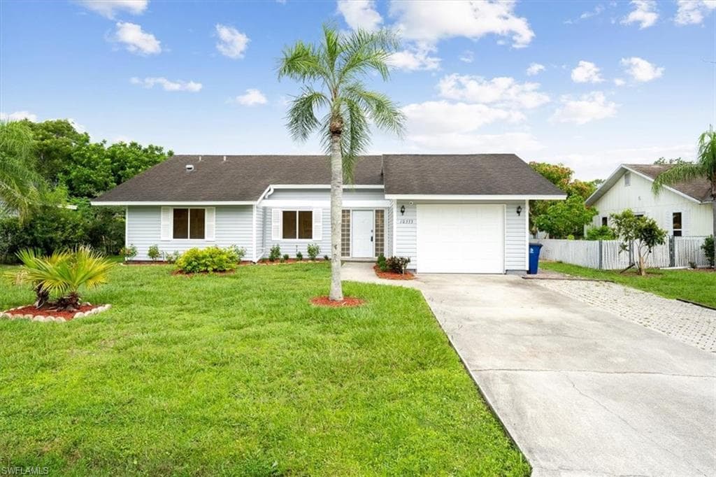 10333 Sandy Hollow LN BONITA SPRINGS, FL 34135