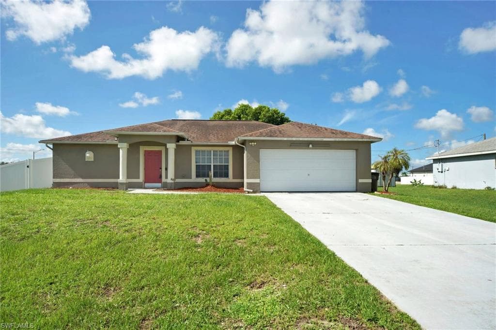 12 NE 8th TER CAPE CORAL, FL 33909