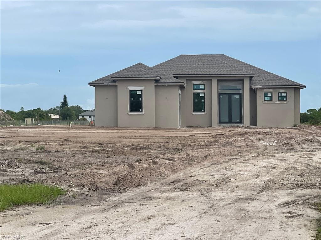 3913 68th AVE NE NAPLES, FL 34120