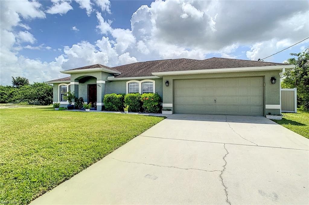 6154 Hershey AVE FORT MYERS, FL 33905