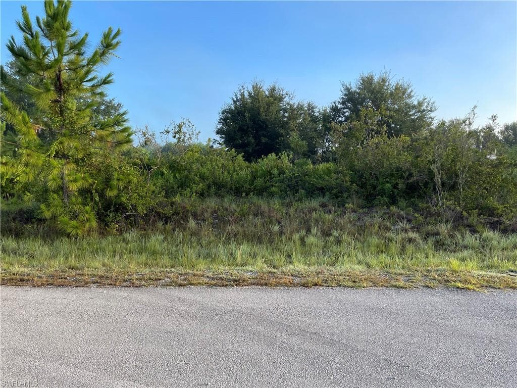 2708 Helen PL LEHIGH ACRES, FL 33971