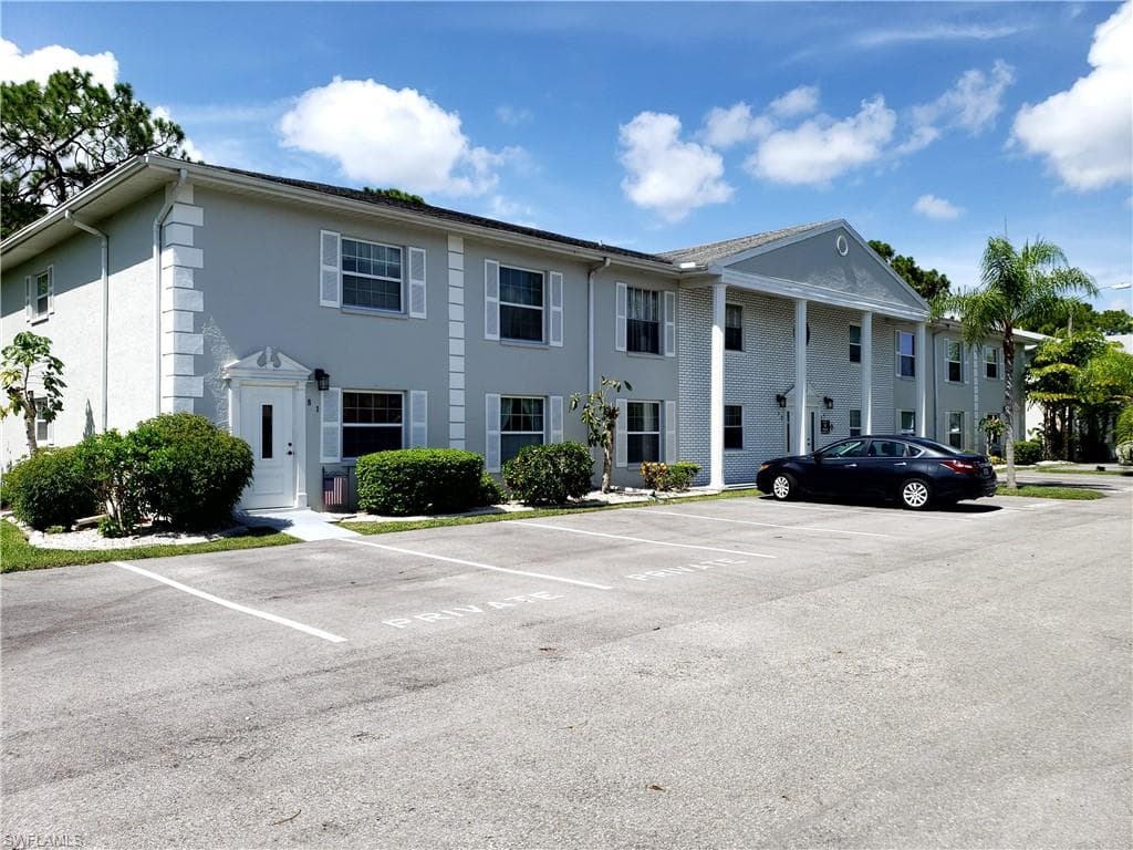 7098 Nantucket CIR 2 NORTH FORT MYERS, FL 33917