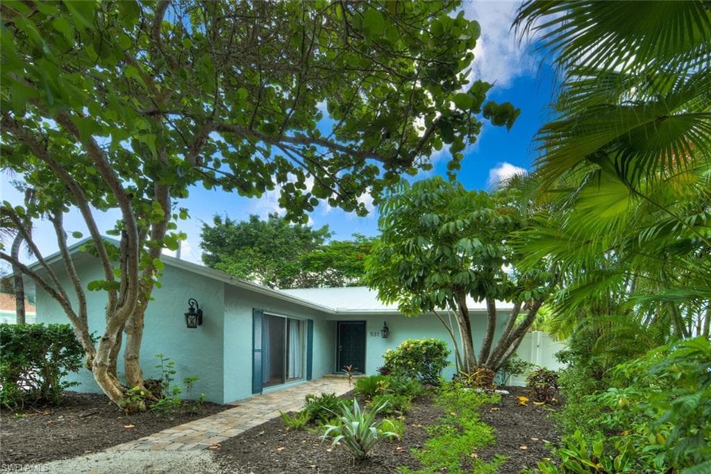 531 Birdsong PL SANIBEL, FL 33957