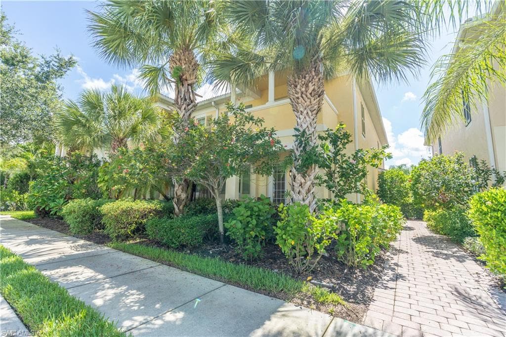 8224 Josefa WAY NAPLES, FL 34114