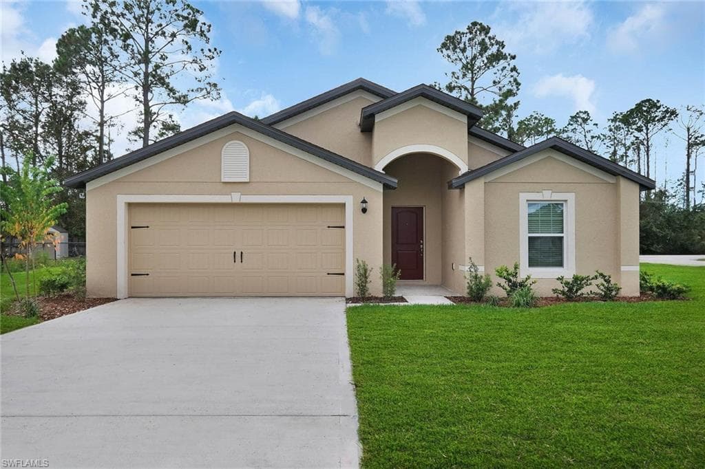 161 Yager CIR FORT MYERS, FL 33913