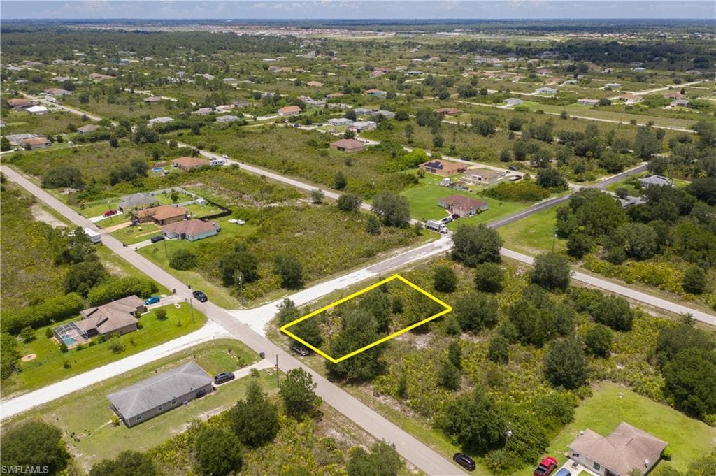 2618 63rd ST W LEHIGH ACRES, FL 33971
