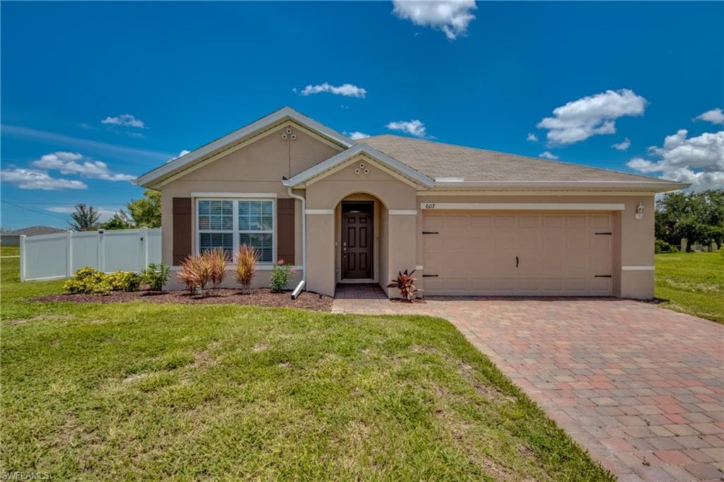 607 NW 21st ST CAPE CORAL, FL 33993