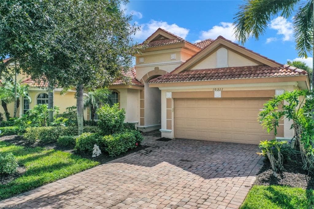 10311 Via Romano CT MIROMAR LAKES, FL 33913