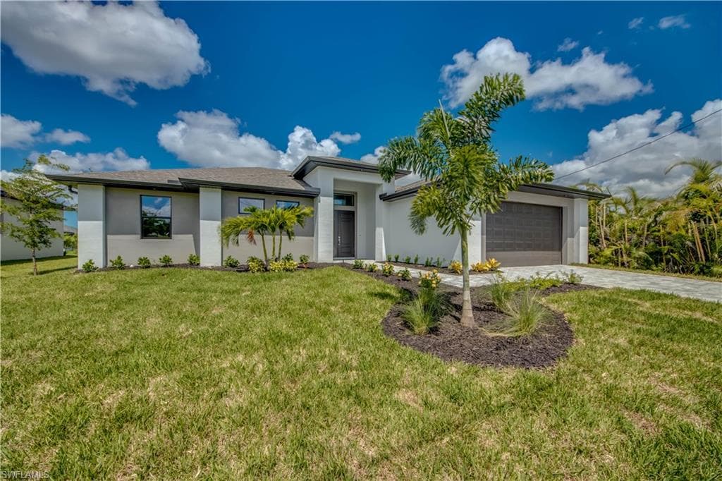 214 SW 26th AVE CAPE CORAL, FL 33991