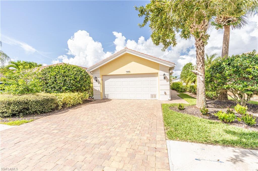 7626 Novara CT NAPLES, FL 34114