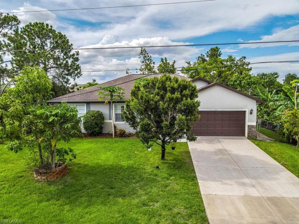 4002 24th ST SW LEHIGH ACRES, FL 33976