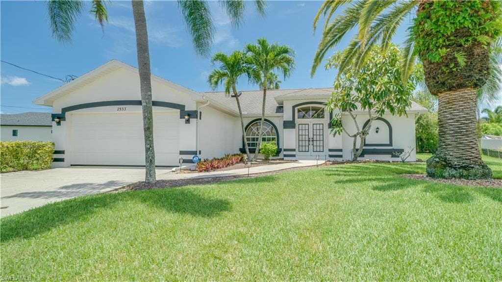 2533 Gleason PKY CAPE CORAL, FL 33914