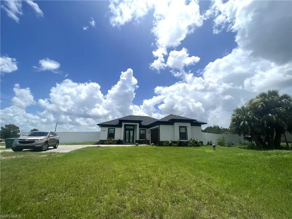 2888 Everglades BLVD N NAPLES, FL 34120