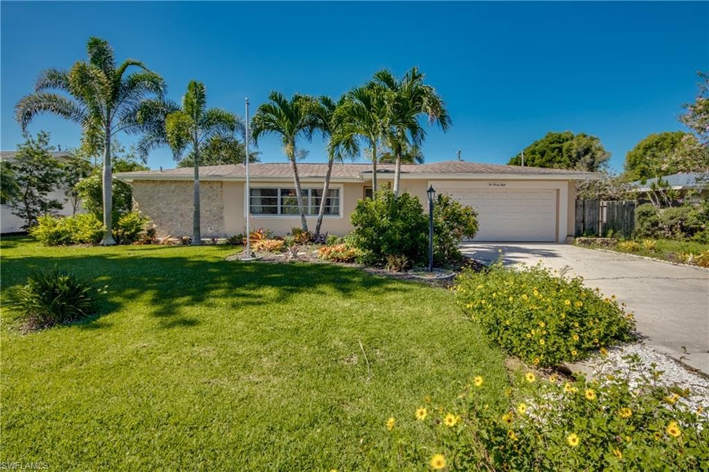 228 SE 43rd TER CAPE CORAL, FL 33904