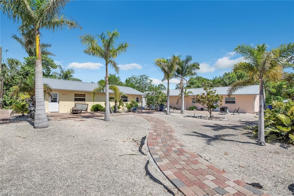27625-27639 Reahard CT BONITA SPRINGS, FL 34134