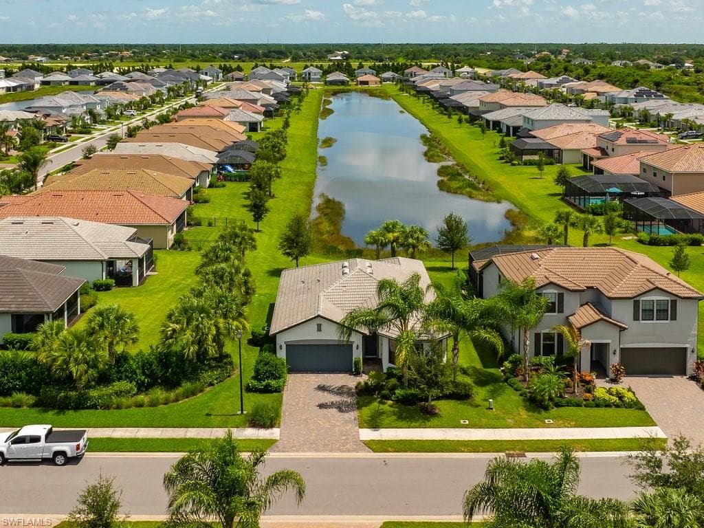 2109 Parson ST NAPLES, FL 34120