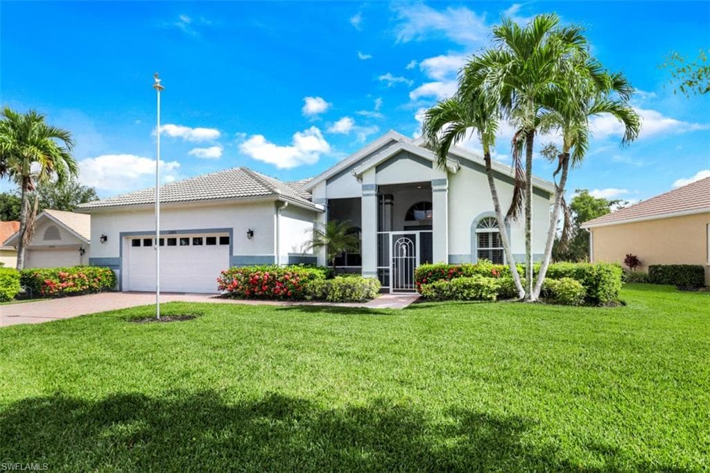 12811 Silverthorn CT BONITA SPRINGS, FL 34135