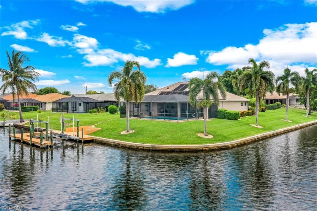 202 SW 37th TER CAPE CORAL, FL 33914
