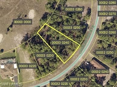 649 Charles Sise ST LEHIGH ACRES, FL 33974