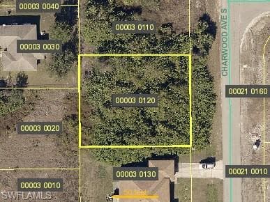 438-440 Charwood AVE S LEHIGH ACRES, FL 33974