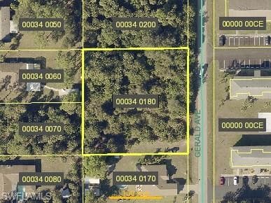 611 Gerald AVE LEHIGH ACRES, FL 33936