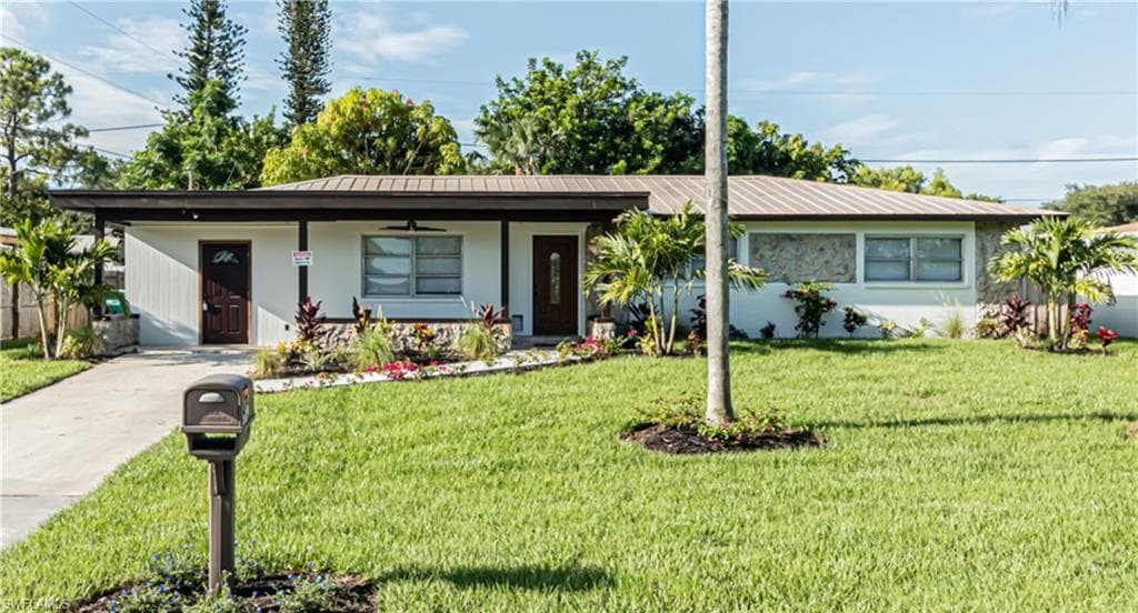 4572 22nd PL SW NAPLES, FL 34116