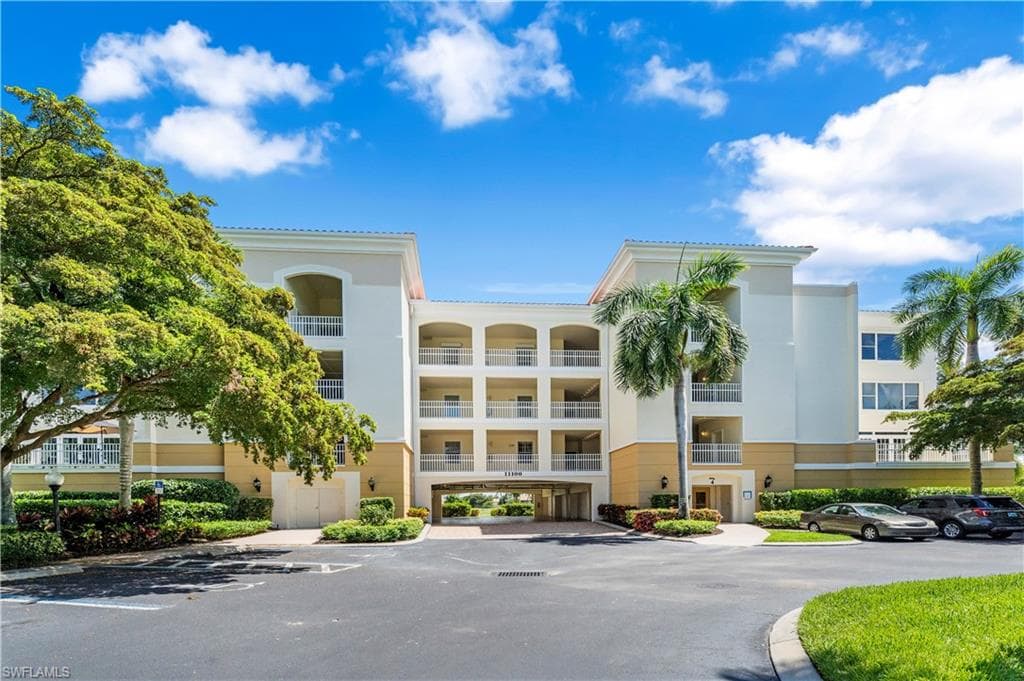 11100 Harbour Yacht CT 42A FORT MYERS, FL 33908