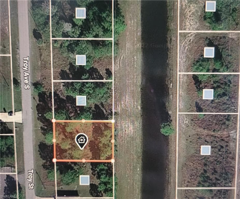 809 Troy AVE S LEHIGH ACRES, FL 33974