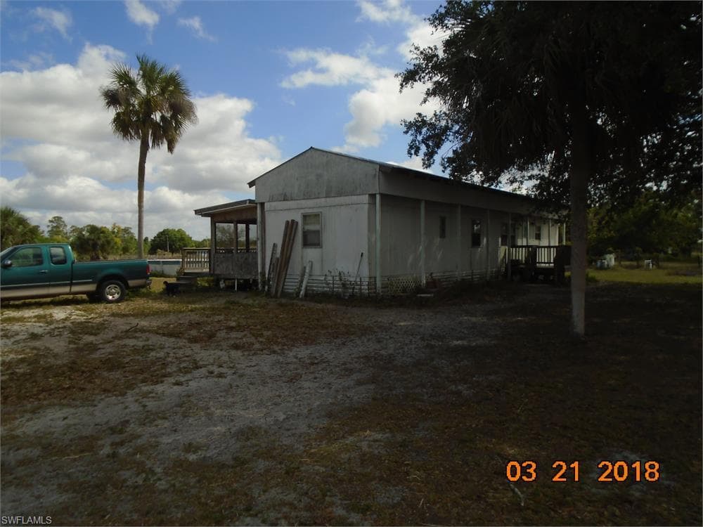 3608 Fort Simmons AVE FORT DENAUD, FL 33935