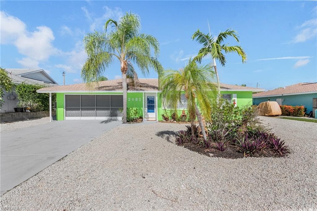 2485 Sapodilla LN ST. JAMES CITY, FL 33956