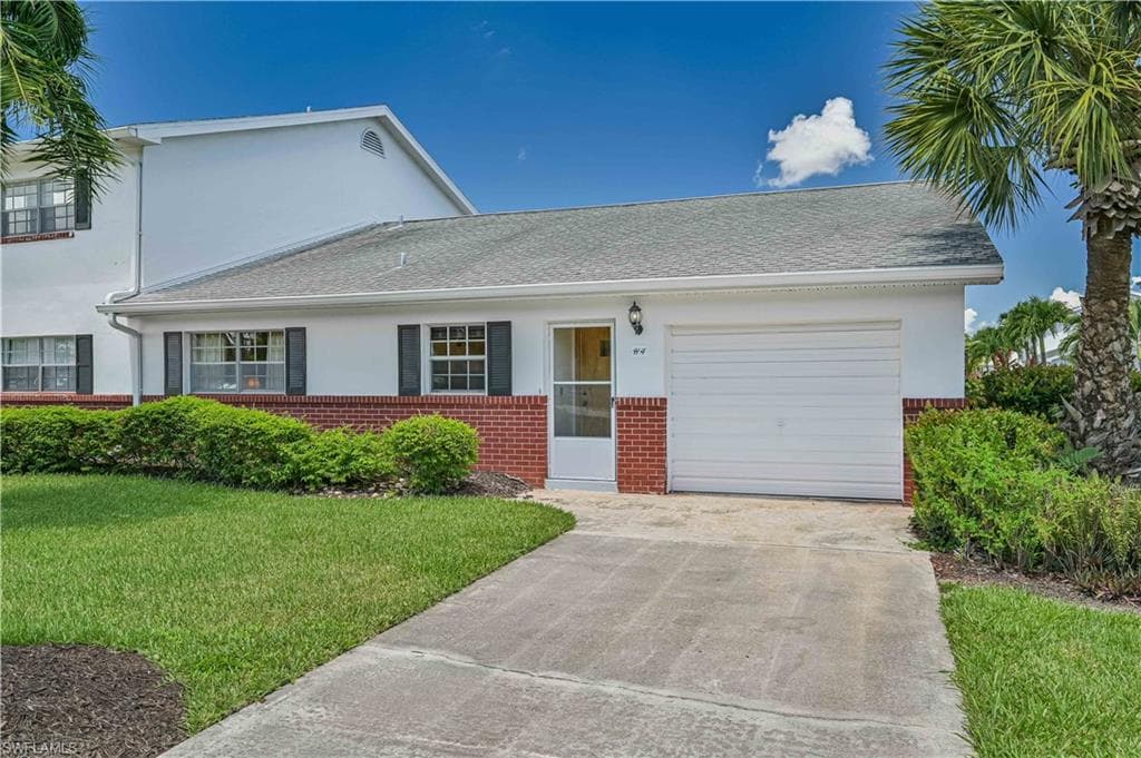 6730 Winkler RD 4 FORT MYERS, FL 33919