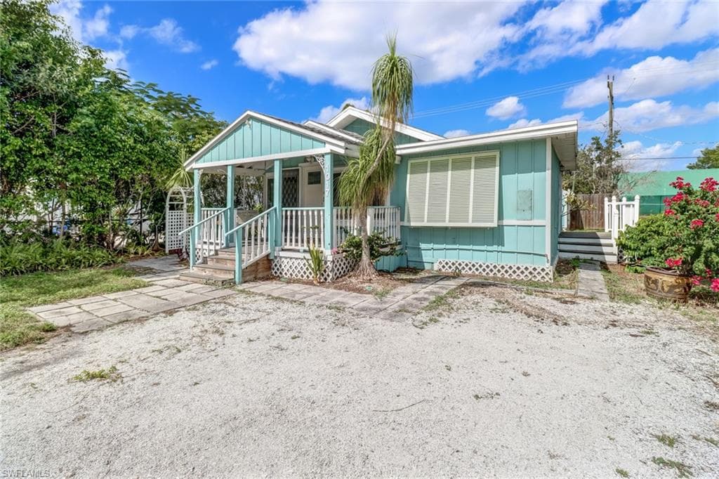 1017 Ridge ST NAPLES, FL 34103