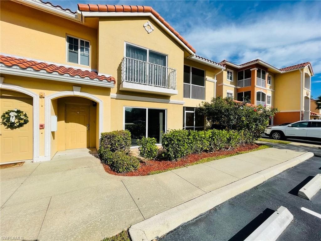 13110 Bella Casa CIR 101 FORT MYERS, FL 33966