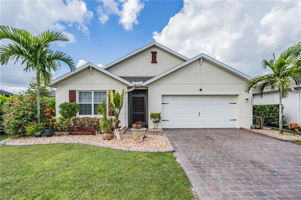2620 Manzilla LN CAPE CORAL, FL 33909