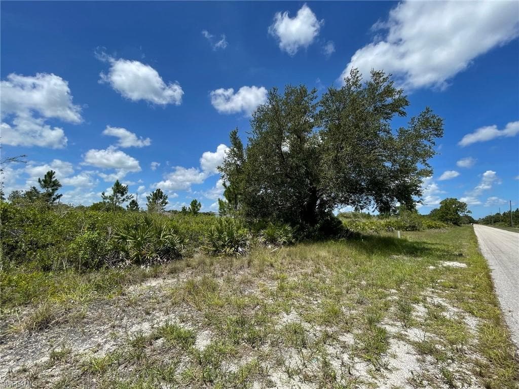 2605 48th ST W LEHIGH ACRES, FL 33971